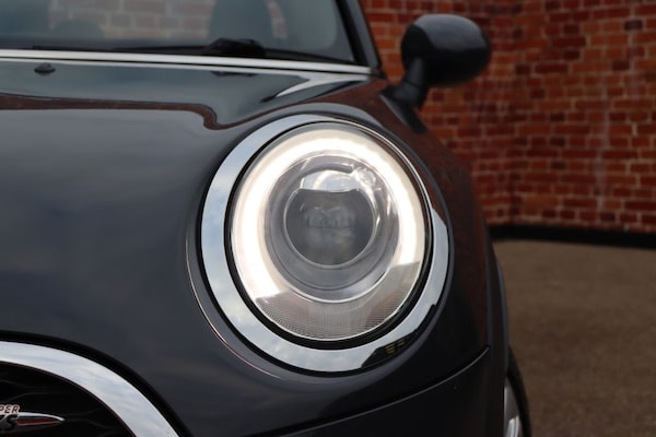 Used MINI Convertible 2017 for sale - 76304349: Photo 15