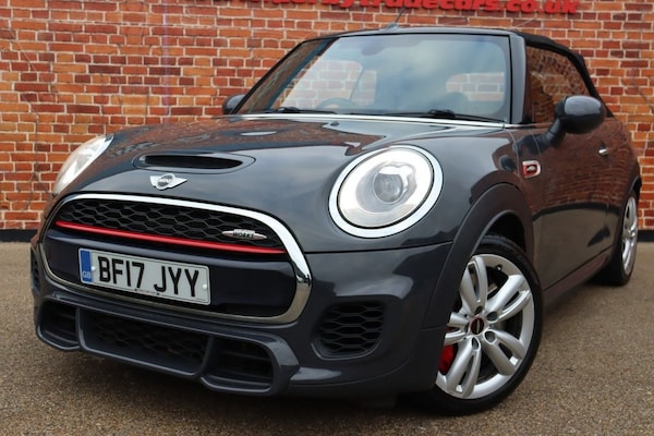 Used MINI Convertible 2017 for sale - 76304349: Photo 4
