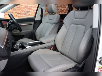 Used Audi e-tron 2019 for sale - 75924059: Photo
