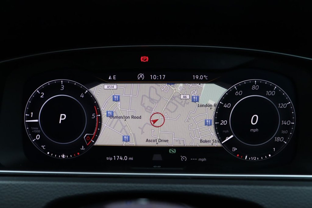 Used Volkswagen Golf 2018 for sale - 76481511: Photo 19