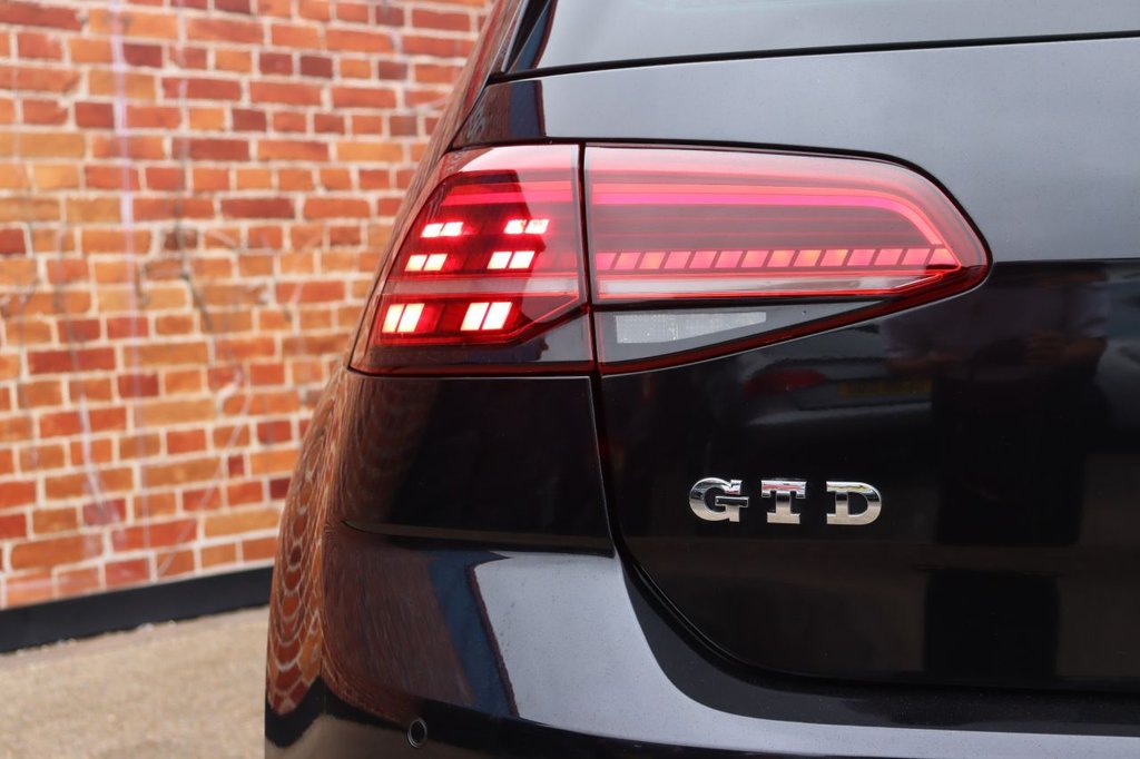 Used Volkswagen Golf 2018 for sale - 76481511: Photo 20