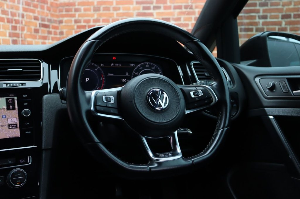 Used Volkswagen Golf 2018 for sale - 76481511: Photo 21