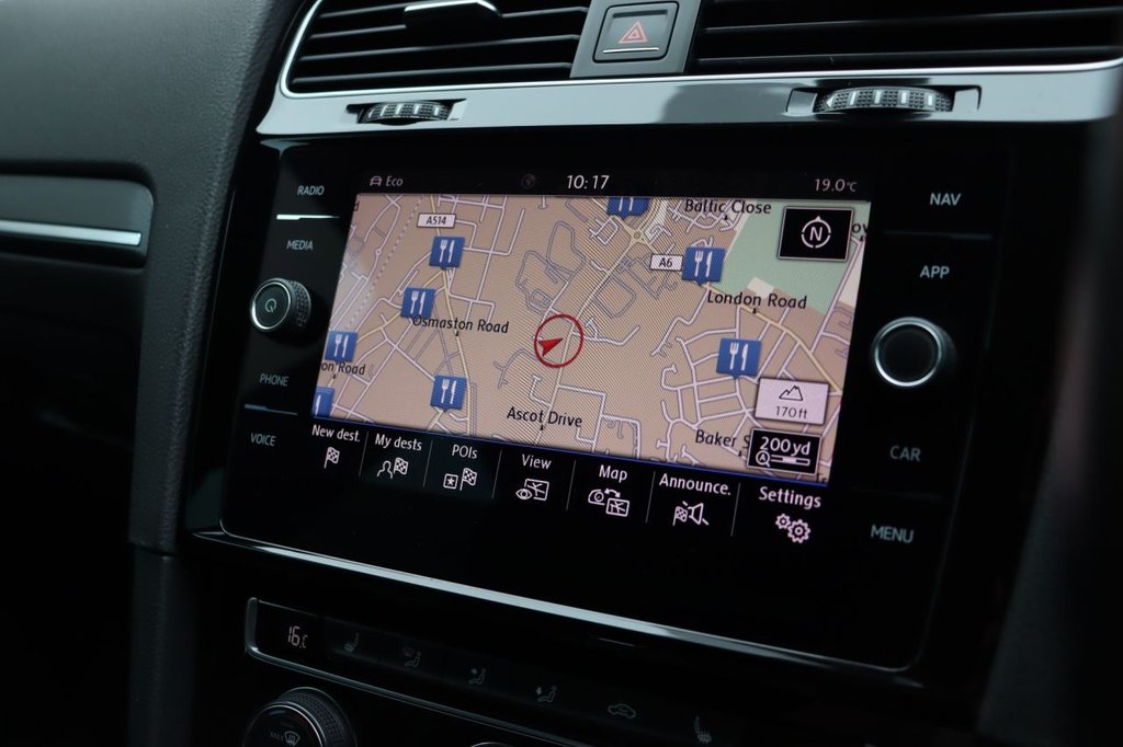 Used Volkswagen Golf 2018 for sale - 76481511: Photo 27