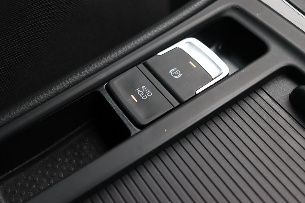 Used Volkswagen Golf 2018 for sale - 76481511: Photo 33