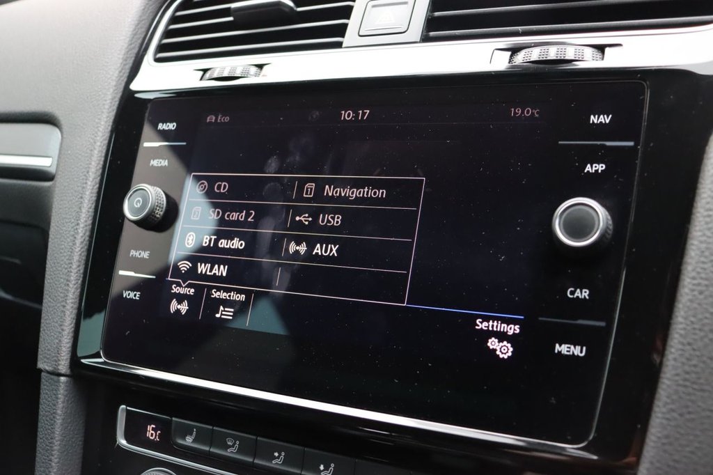 Used Volkswagen Golf 2018 for sale - 76481511: Photo 37