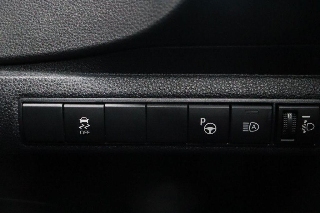 Used Toyota Corolla 2021 for sale - 77302306: Photo 29