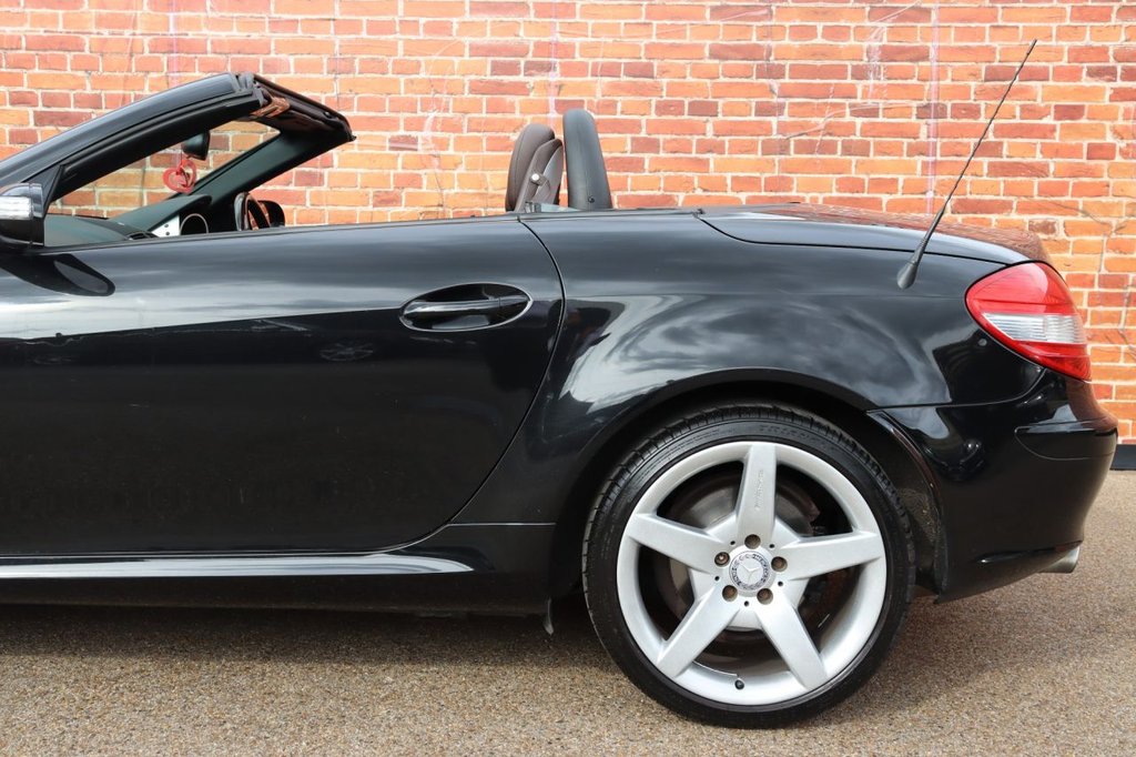 Used Mercedes-Benz SLK 2006 for sale - 77171646: Photo 7