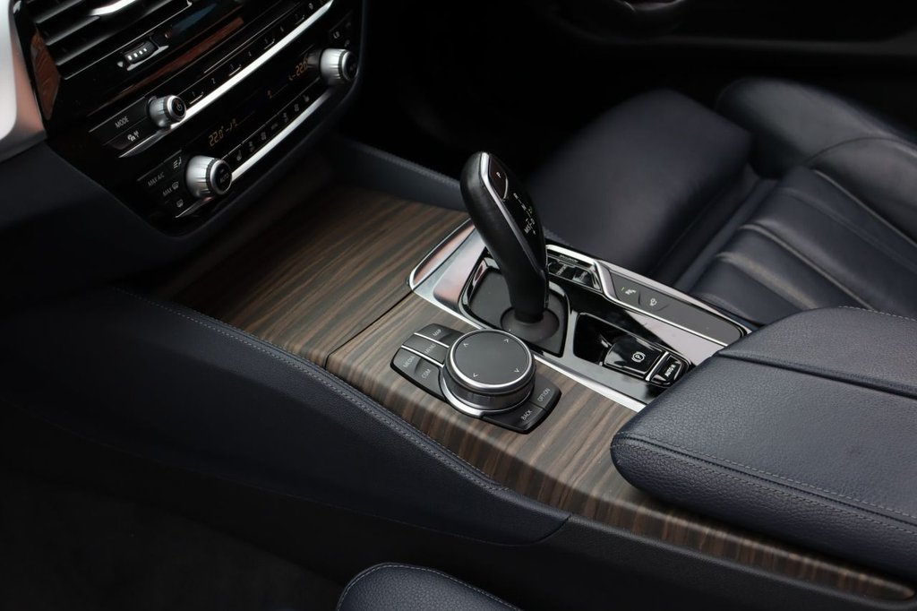 Used BMW 5 Series 2019 for sale - 76267421: Photo 11