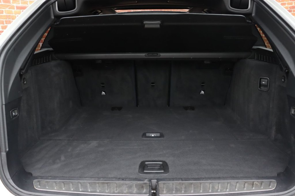 Used BMW 5 Series 2019 for sale - 76267421: Photo 46