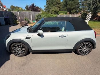 Used MINI Convertible 2022 for sale - 79394215: Photo