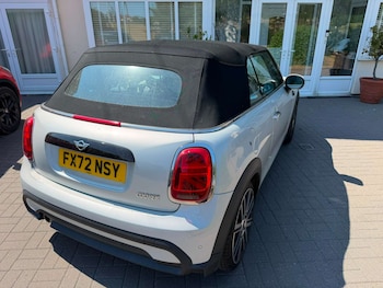 Used MINI Convertible 2022 for sale - 79394215: Photo