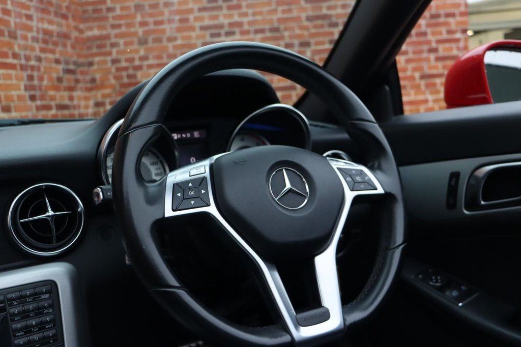 Used Mercedes-Benz SLK 2013 for sale - 77139545: Photo 10