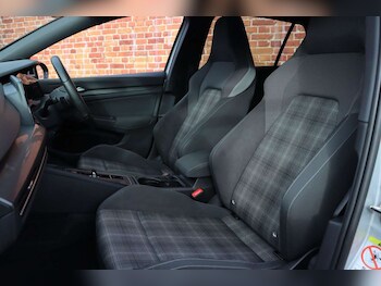 Used Volkswagen Golf 2020 for sale - 77523106: Photo