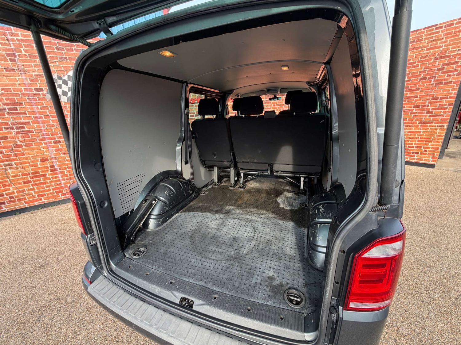 Used Volkswagen Transporter 2019 for sale - 77964815: Photo 12