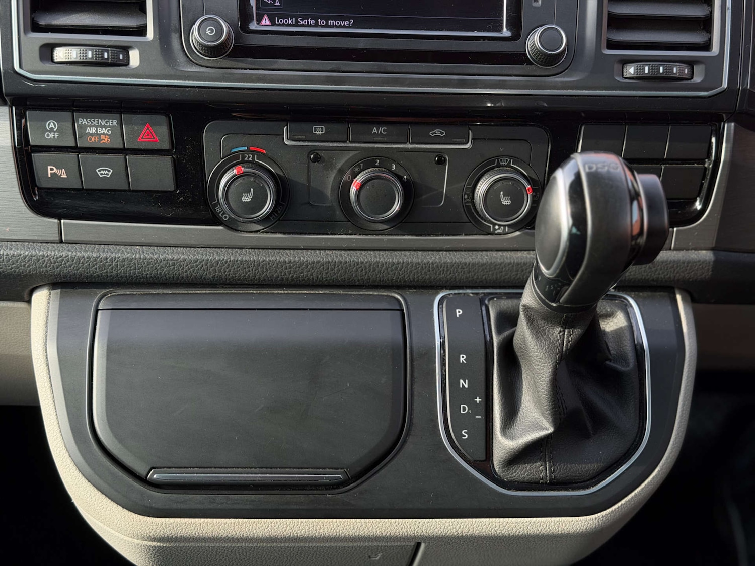 Used Volkswagen Transporter 2019 for sale - 77964815: Photo 23