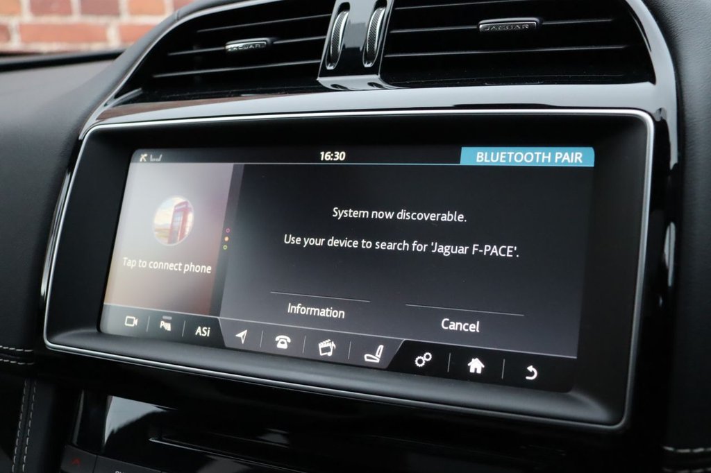 Used Jaguar F-Pace 2018 for sale - 76685953: Photo 34