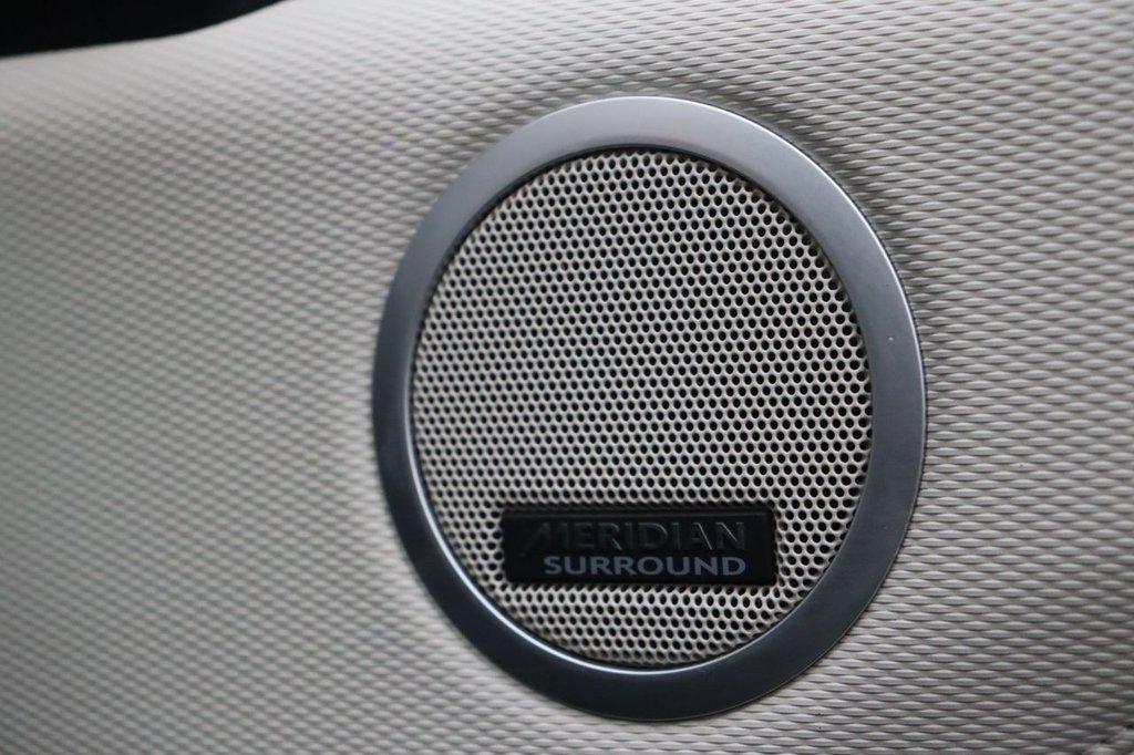 Used Land Rover Discovery 2022 for sale - 77212118: Photo 32