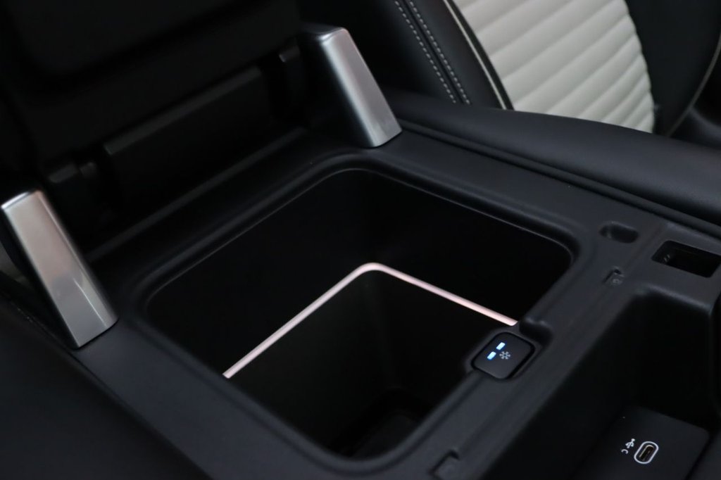 Used Land Rover Discovery 2022 for sale - 77212118: Photo 41