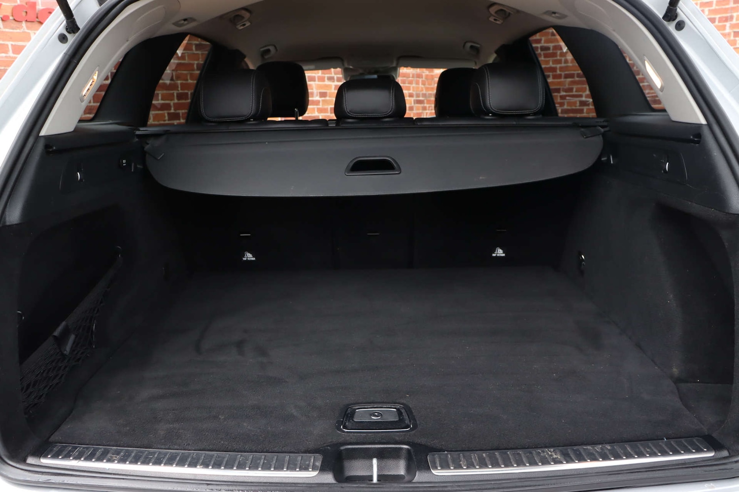 Used Mercedes-Benz GLC 2016 for sale - 78083398: Photo 32