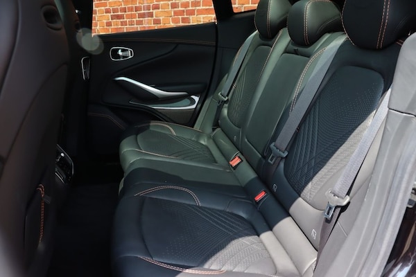 Used Aston Martin DBX 2023 for sale - 74985299: Photo 16