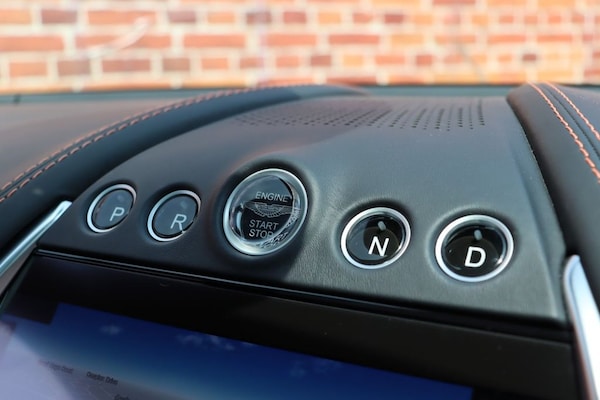 Used Aston Martin DBX 2023 for sale - 74985299: Photo 27