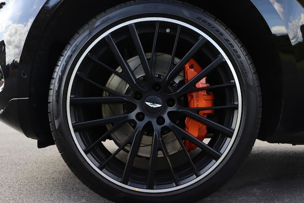 Used Aston Martin DBX 2023 for sale - 74985299: Photo 31