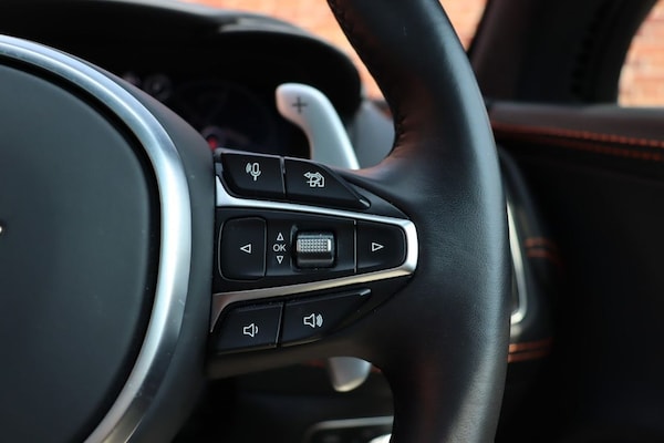 Used Aston Martin DBX 2023 for sale - 74985299: Photo 35
