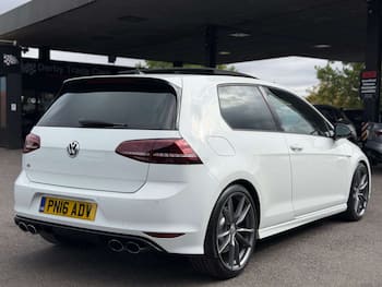 Used Volkswagen Golf 2016 for sale - 79549624: Photo