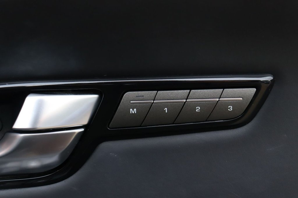 Used Land Rover Range Rover Evoque 2017 for sale - 76417069: Photo 16