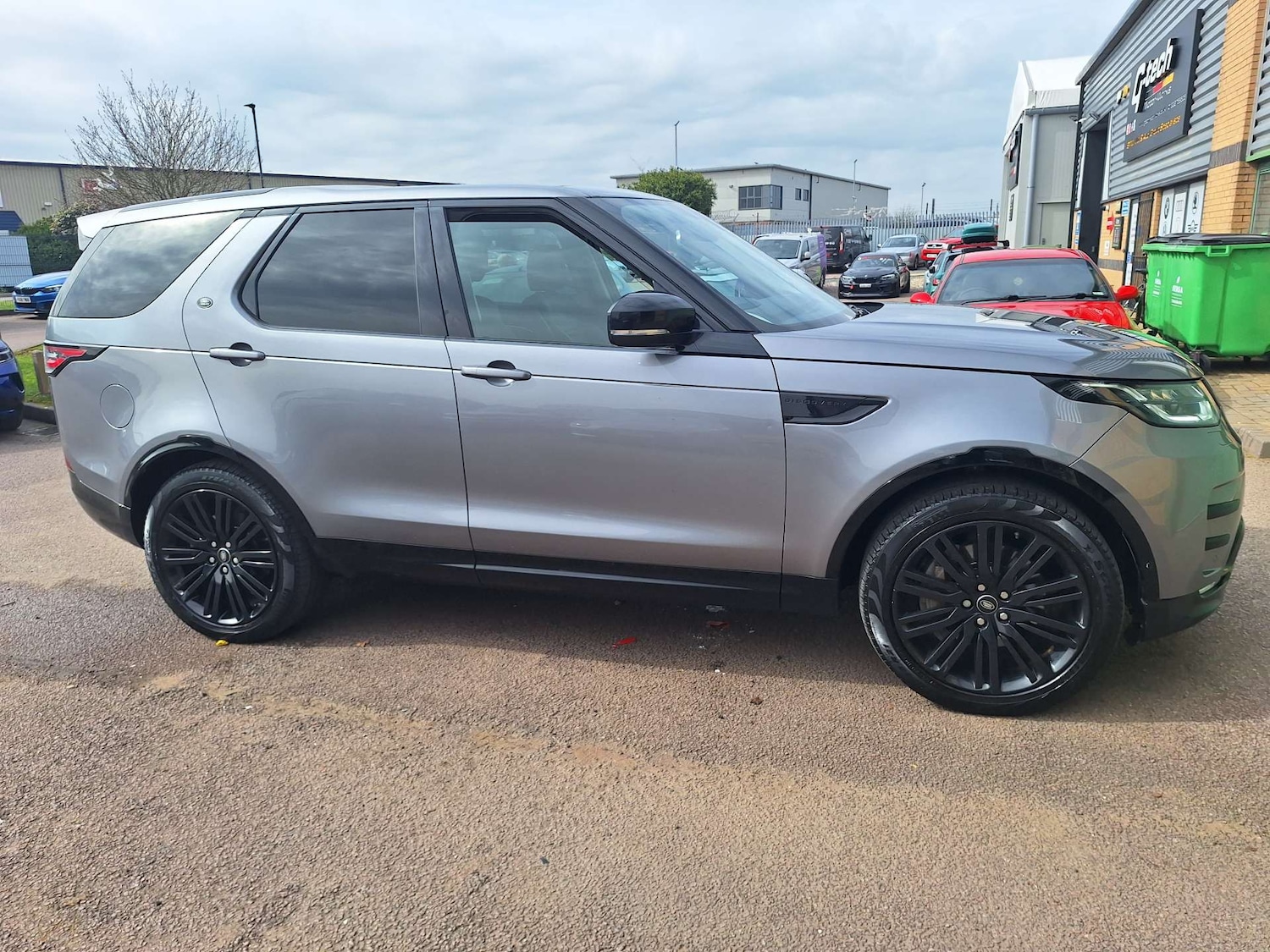 Used Land Rover Discovery 2019 for sale - 78026400: Photo 3