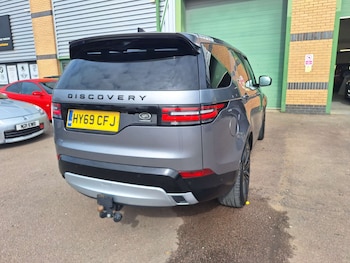 Used Land Rover Discovery 2019 for sale - 78026400: Photo