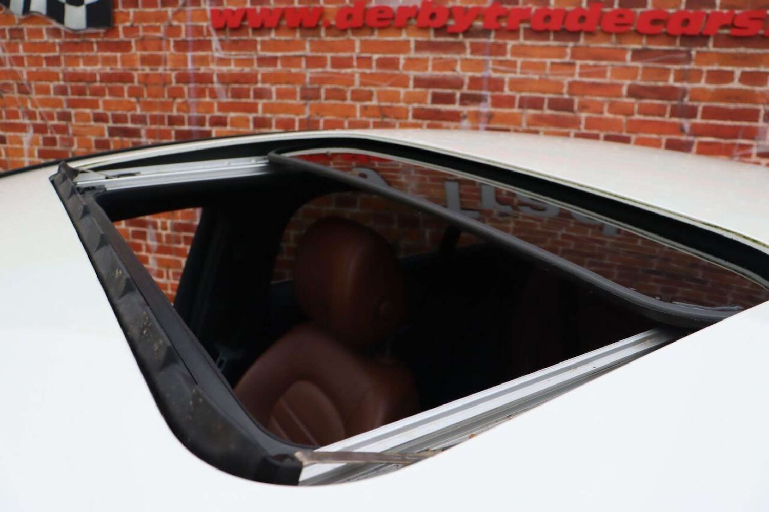 Used Mercedes-Benz GLC 2019 for sale - 77519283: Photo 2