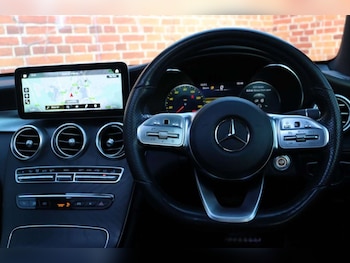 Used Mercedes-Benz GLC 2019 for sale - 77519283: Photo