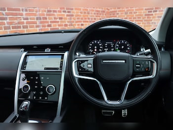 Used Land Rover Discovery Sport 2021 for sale - 78846651: Photo