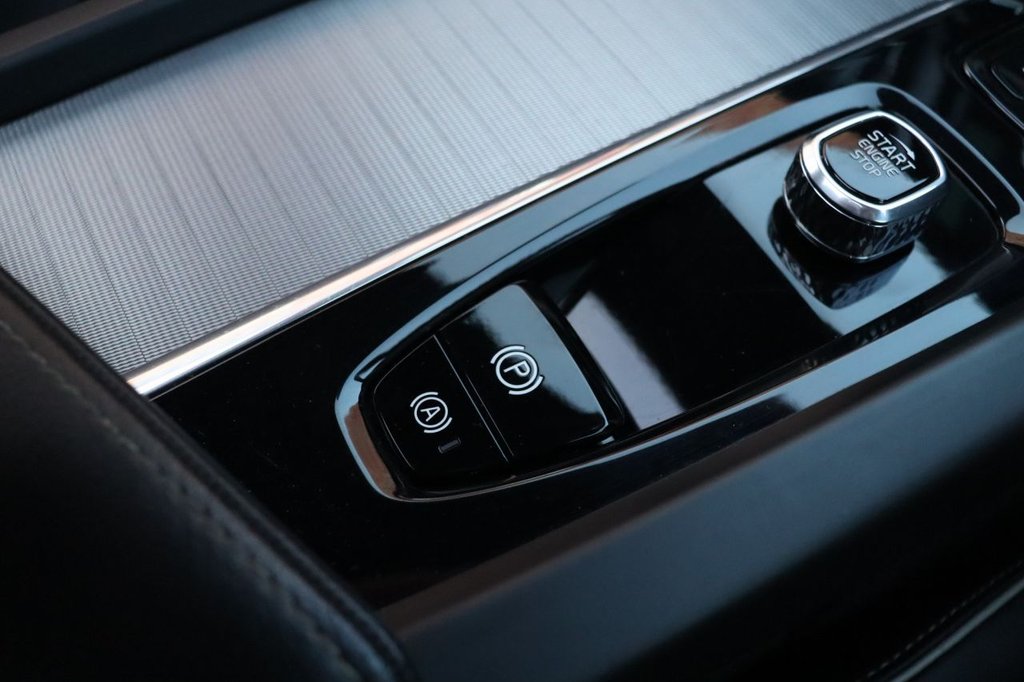 Used Volvo XC60 2021 for sale - 76558944: Photo 28