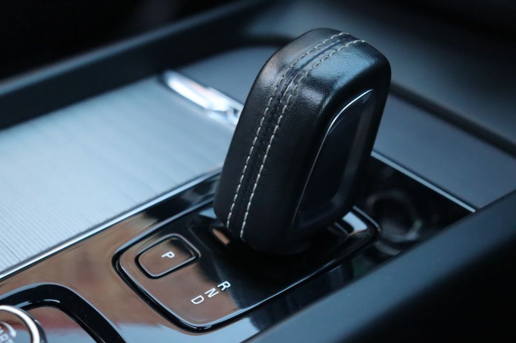 Used Volvo XC60 2021 for sale - 76558944: Photo 34