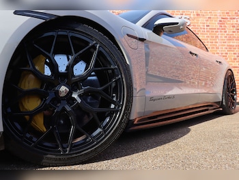 Used Porsche Taycan 2020 for sale - 78087723: Photo