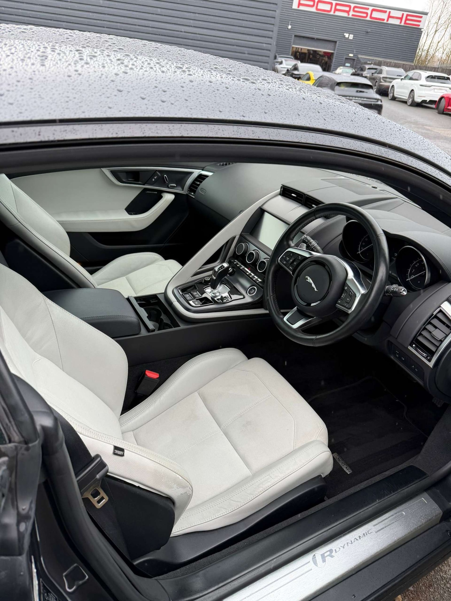 Used Jaguar F-Type 2020 for sale - 77735086: Photo 4