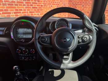 Used MINI Hatch 2019 for sale - 74675536: Photo