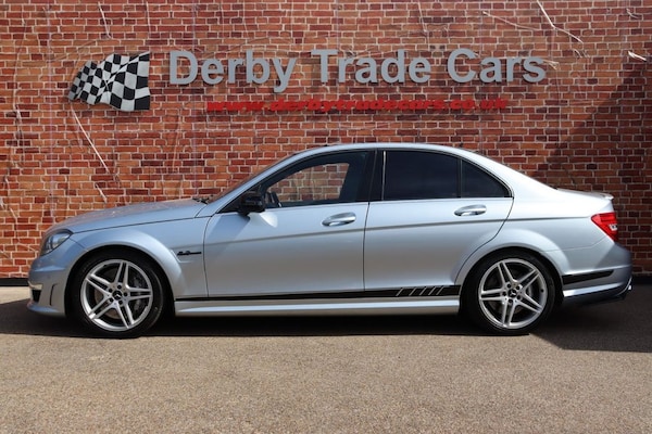Used Mercedes-Benz C-Class 2013 for sale - 75111829: Photo 2