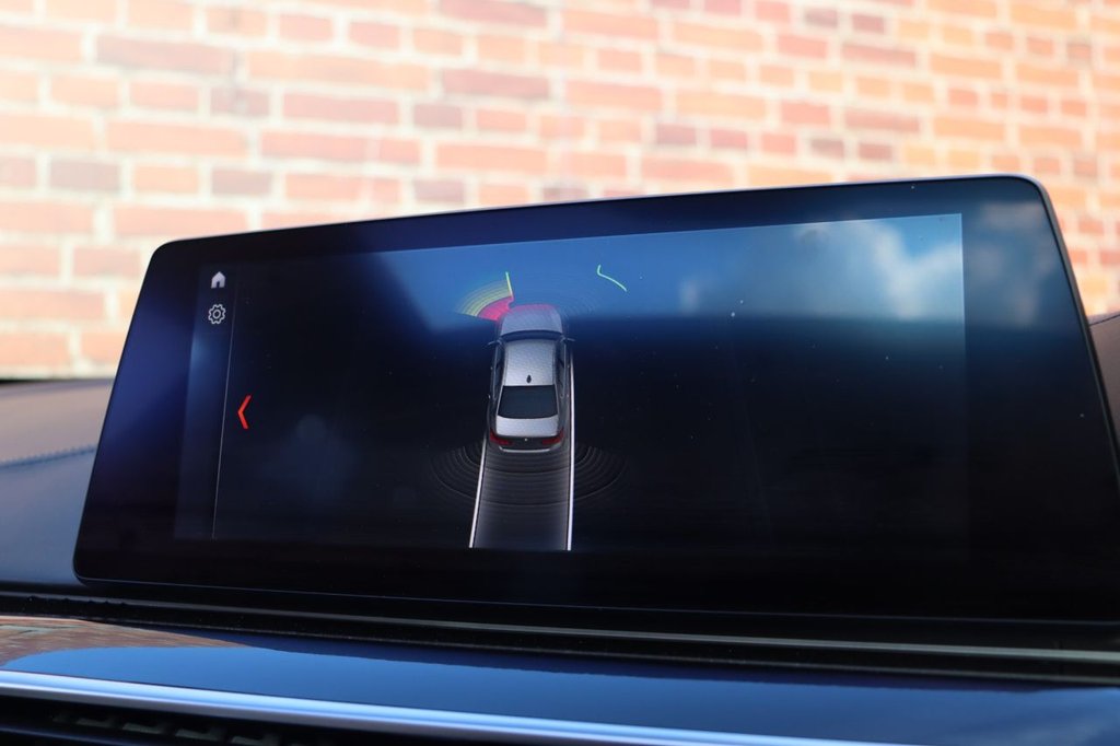 Used BMW 5 Series 2018 for sale - 76454299: Photo 38