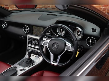 Used Mercedes-Benz SLK 2012 for sale - 75443994: Photo