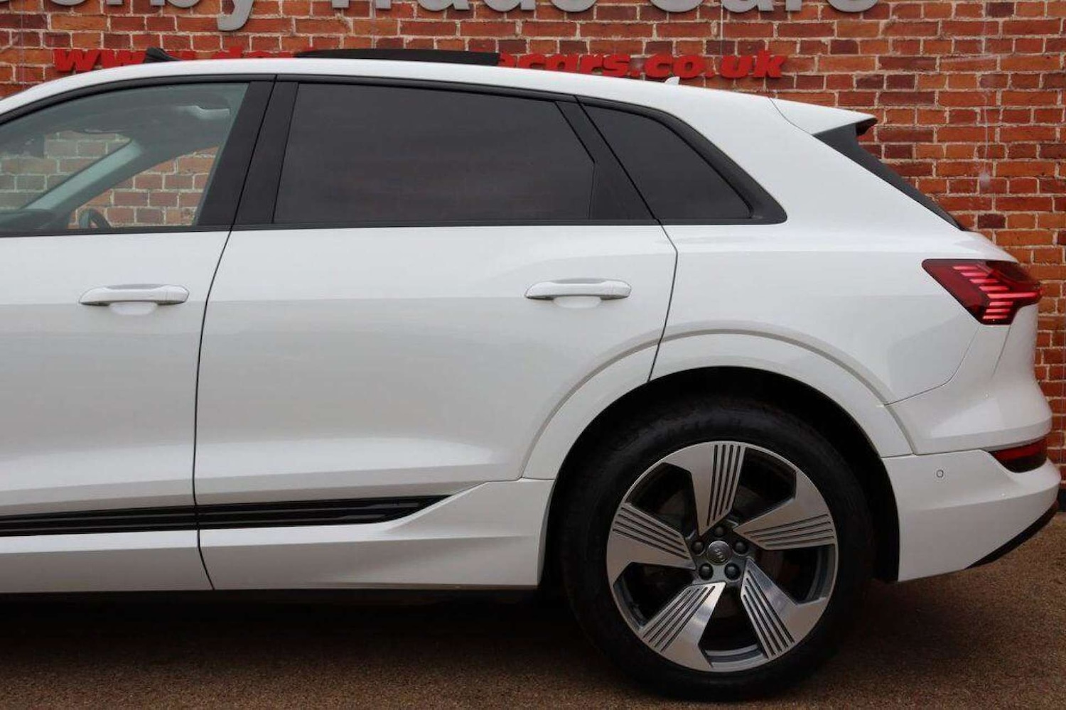 Used Audi e-tron 2019 for sale - 77519267: Photo 10
