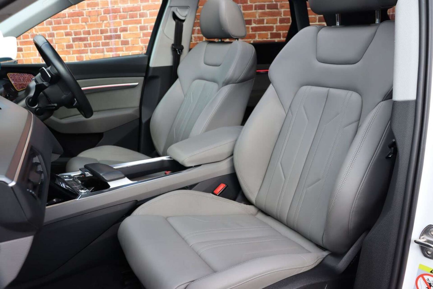 Used Audi e-tron 2019 for sale - 77519267: Photo 4