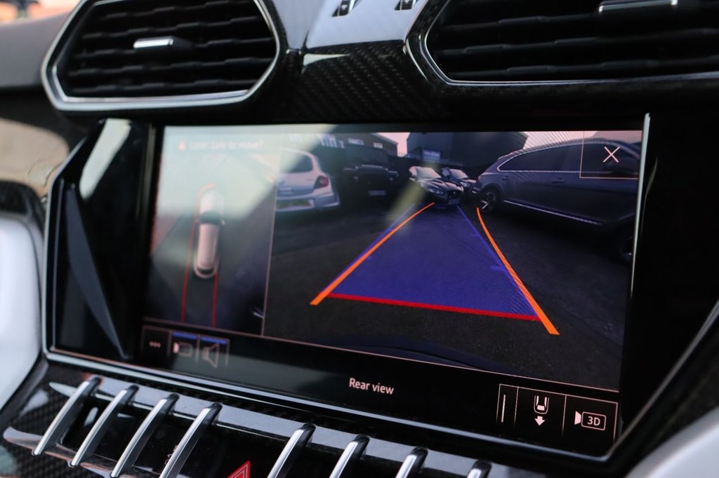 Used Lamborghini Urus 2020 for sale - 76559120: Photo 43