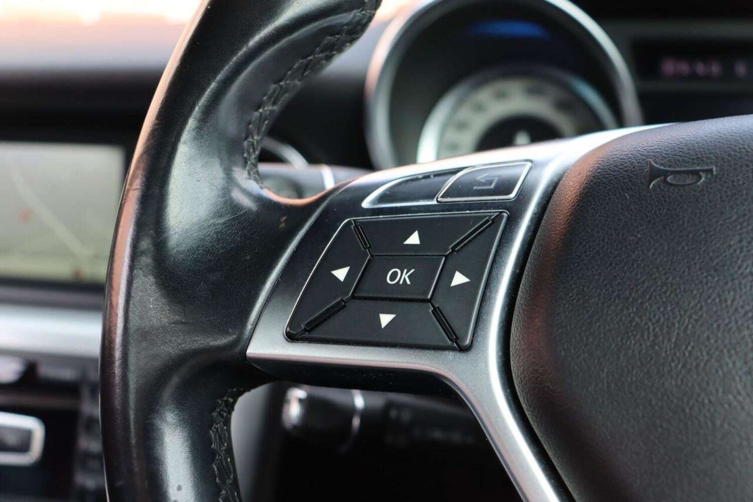 Used Mercedes-Benz SLK 2014 for sale - 77519294: Photo 17