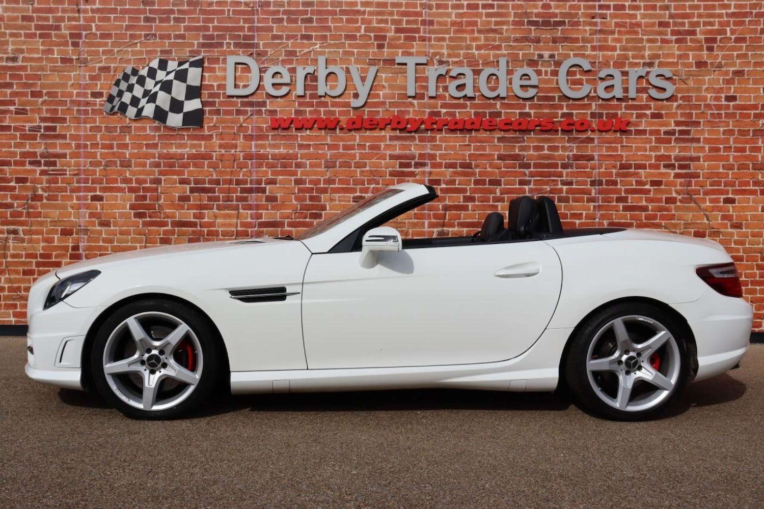 Used Mercedes-Benz SLK 2014 for sale - 77519294: Photo 2