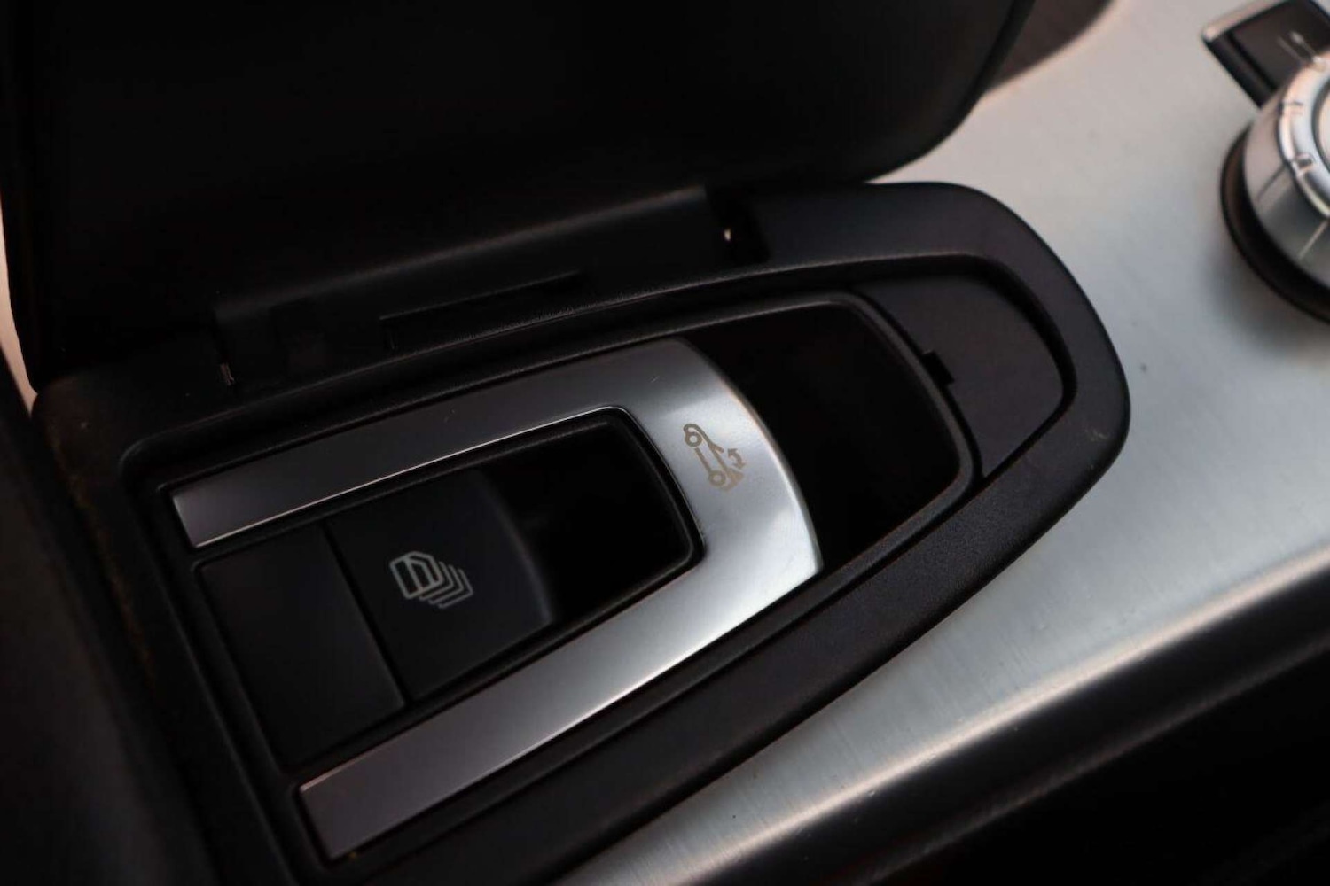 Used Mercedes-Benz SLK 2014 for sale - 77519294: Photo 30