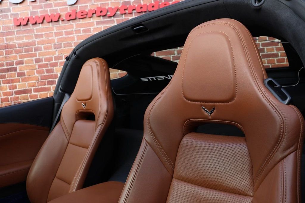 Used Corvette Stingray 2018 for sale - 77101043: Photo 3