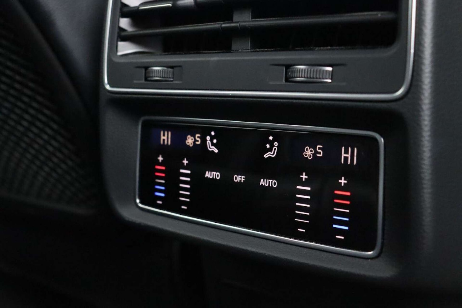 Used Audi Q8 2021 for sale - 77519297: Photo 30